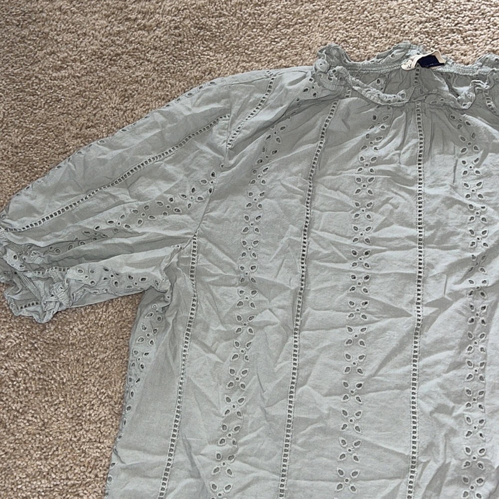Universal Thread Blouse - Picture 2 of 4